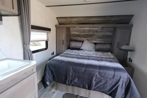 2022 Grand River 26BH Travel Trailer