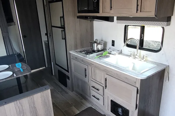 2022 Grand River 26BH Travel Trailer