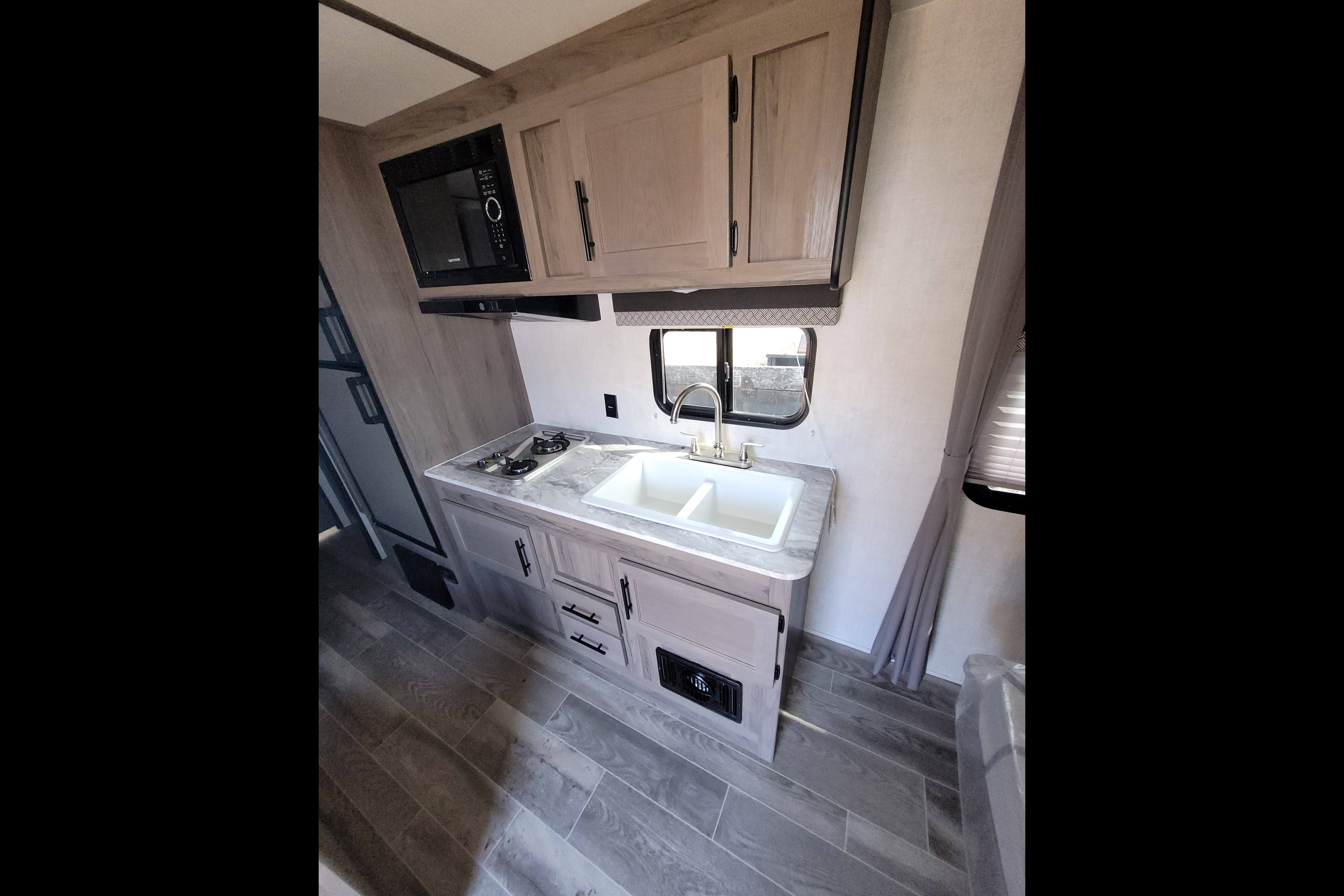2022 Grand River 26BH Travel Trailer