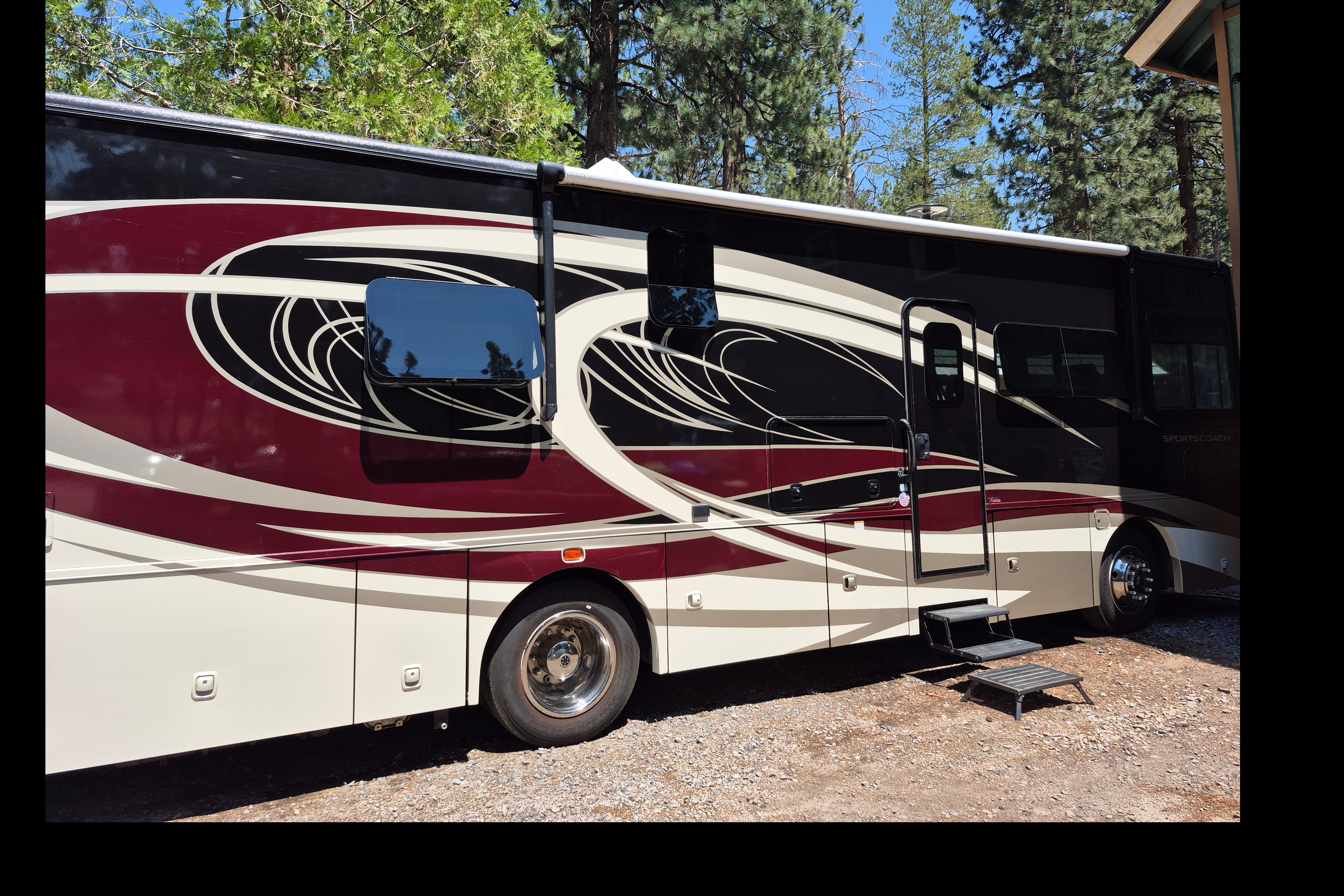 jim's Coachman sportscoach 339ds Class A