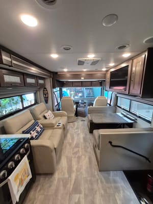 jim's Coachman sportscoach 339ds Class A