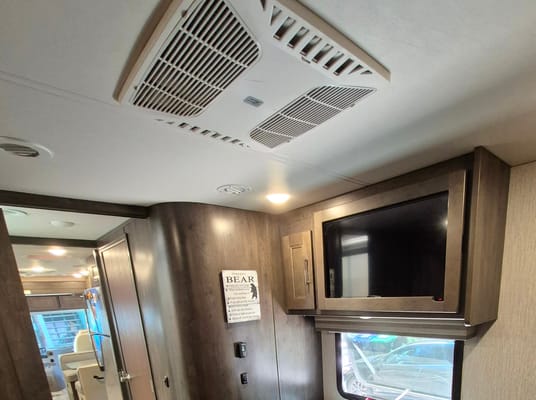 jim's Coachman sportscoach 339ds Class A