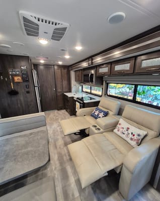 jim's Coachman sportscoach 339ds Class A