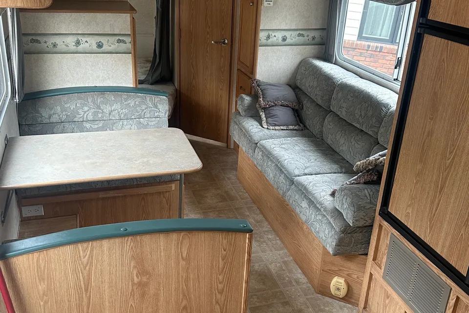 Mike's Travelaire RW264 Fifth Wheel