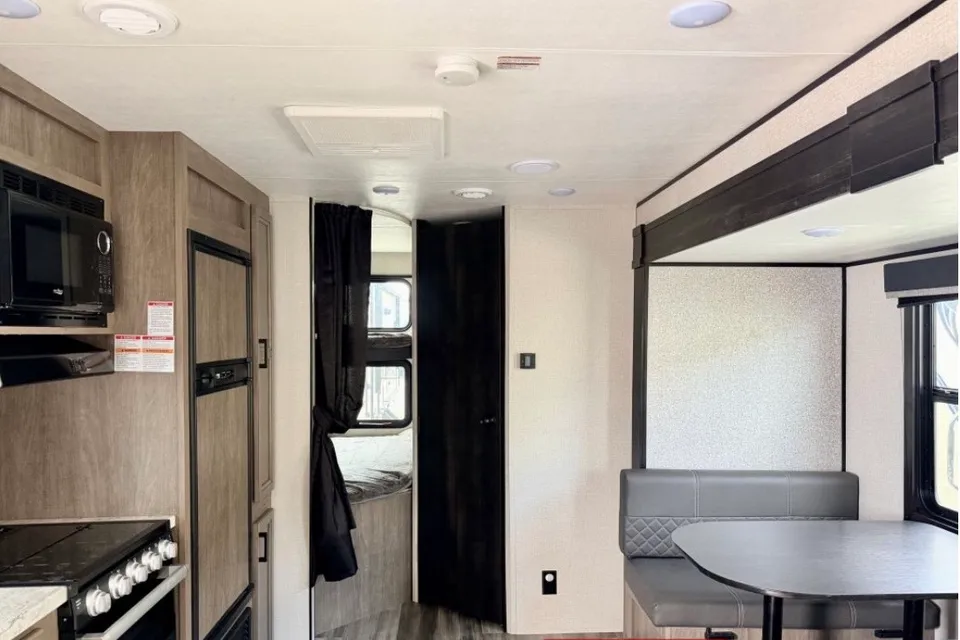 Katelyn's Starcraft Autumn ridge Travel Trailer