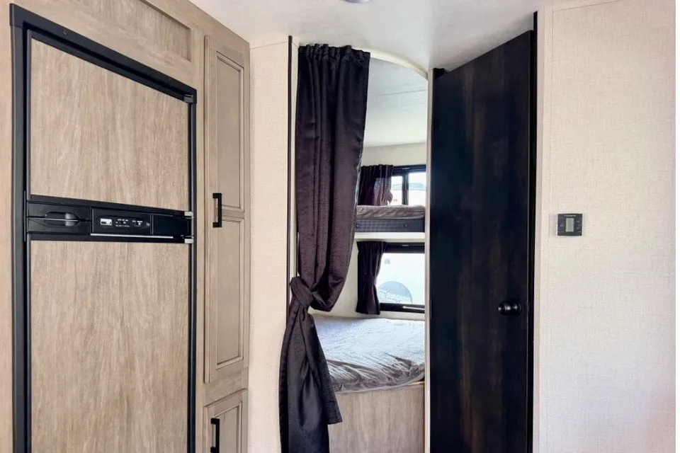 Katelyn's Starcraft Autumn ridge Travel Trailer