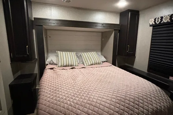 Best Entegra Coach Odyssey 30z Farmhouse Class C