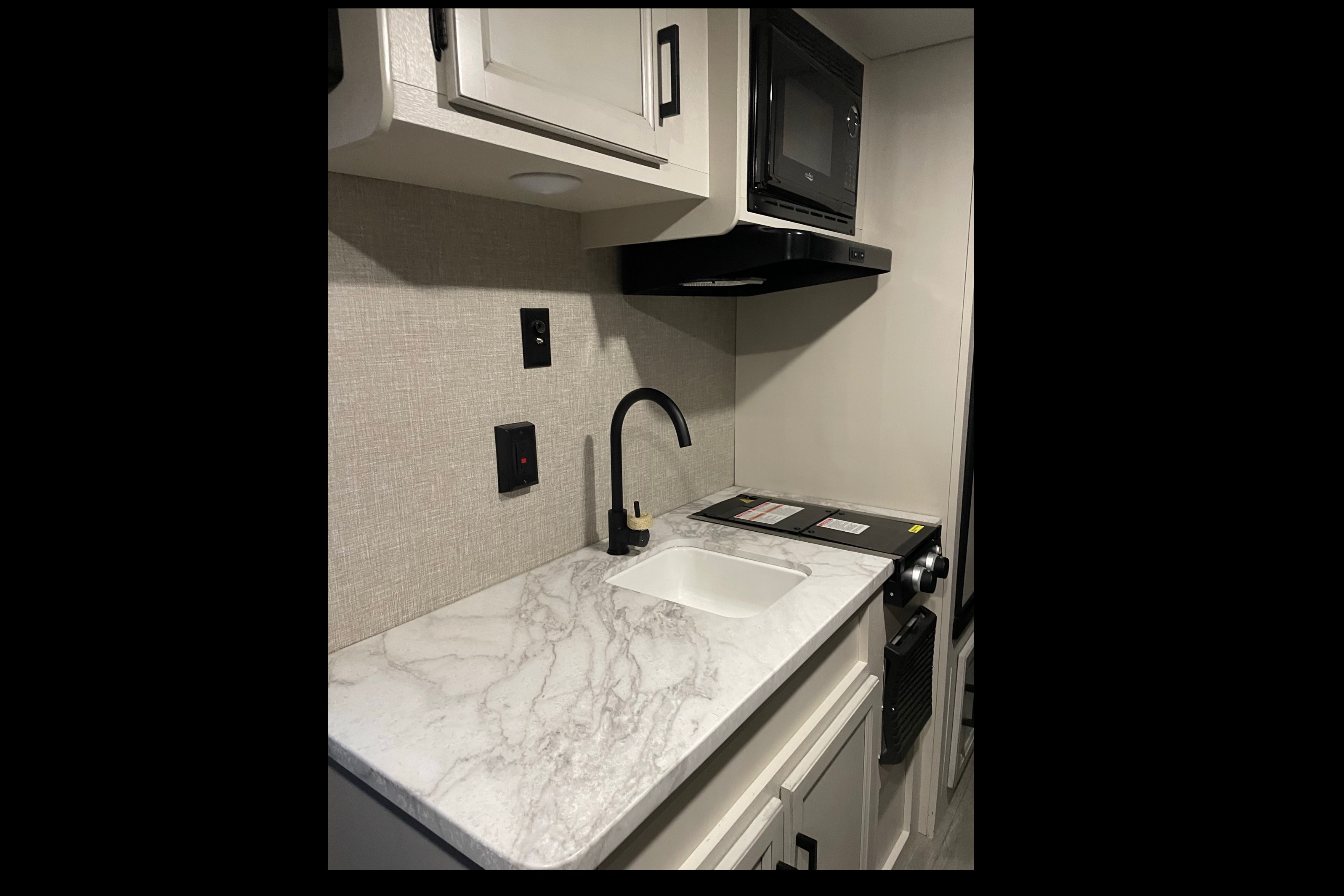 2022 Jayco Jayflight Baja Travel Trailer