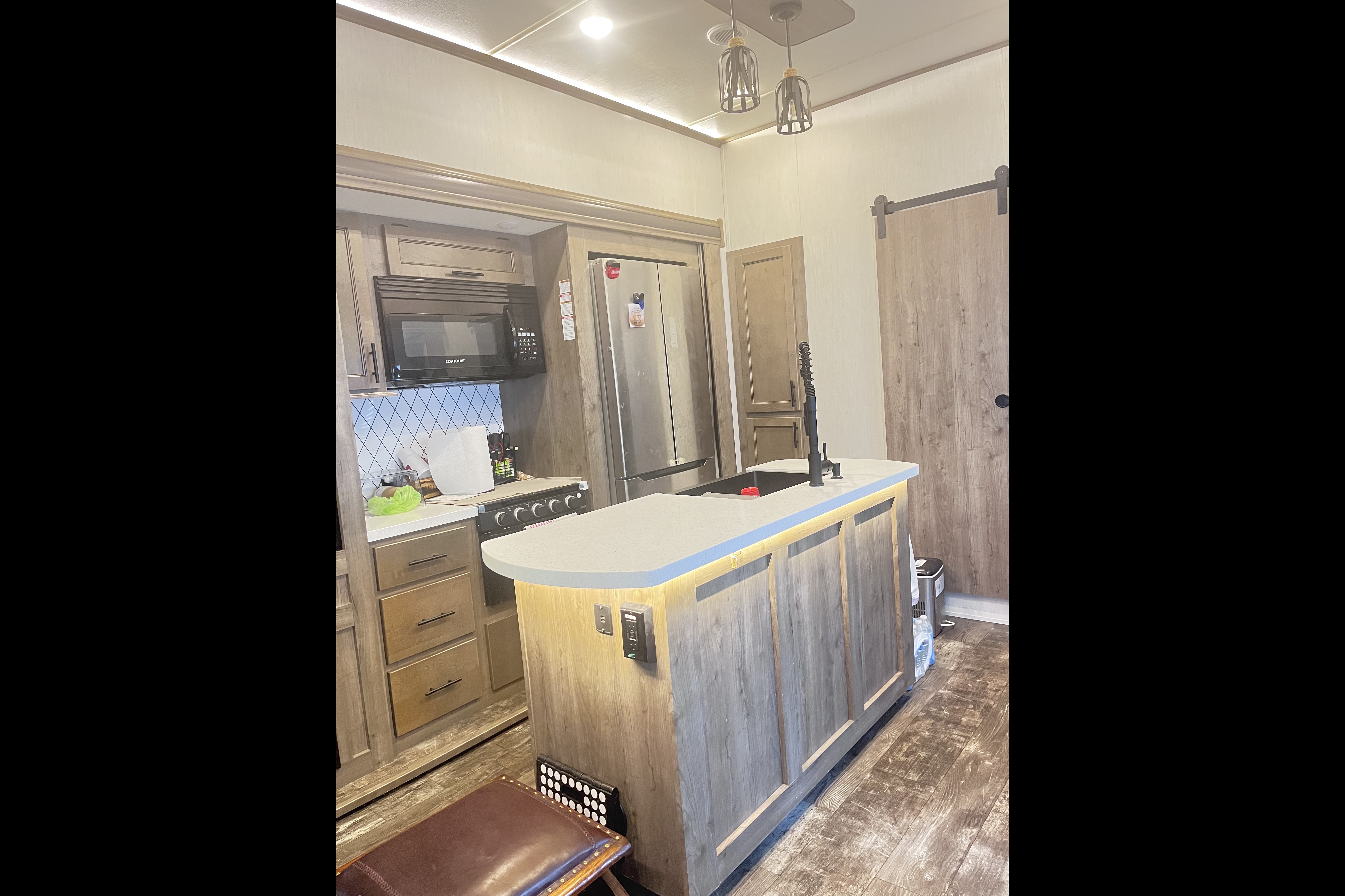Johnson’s Forest River Saber 38DBQ 5th Wheel