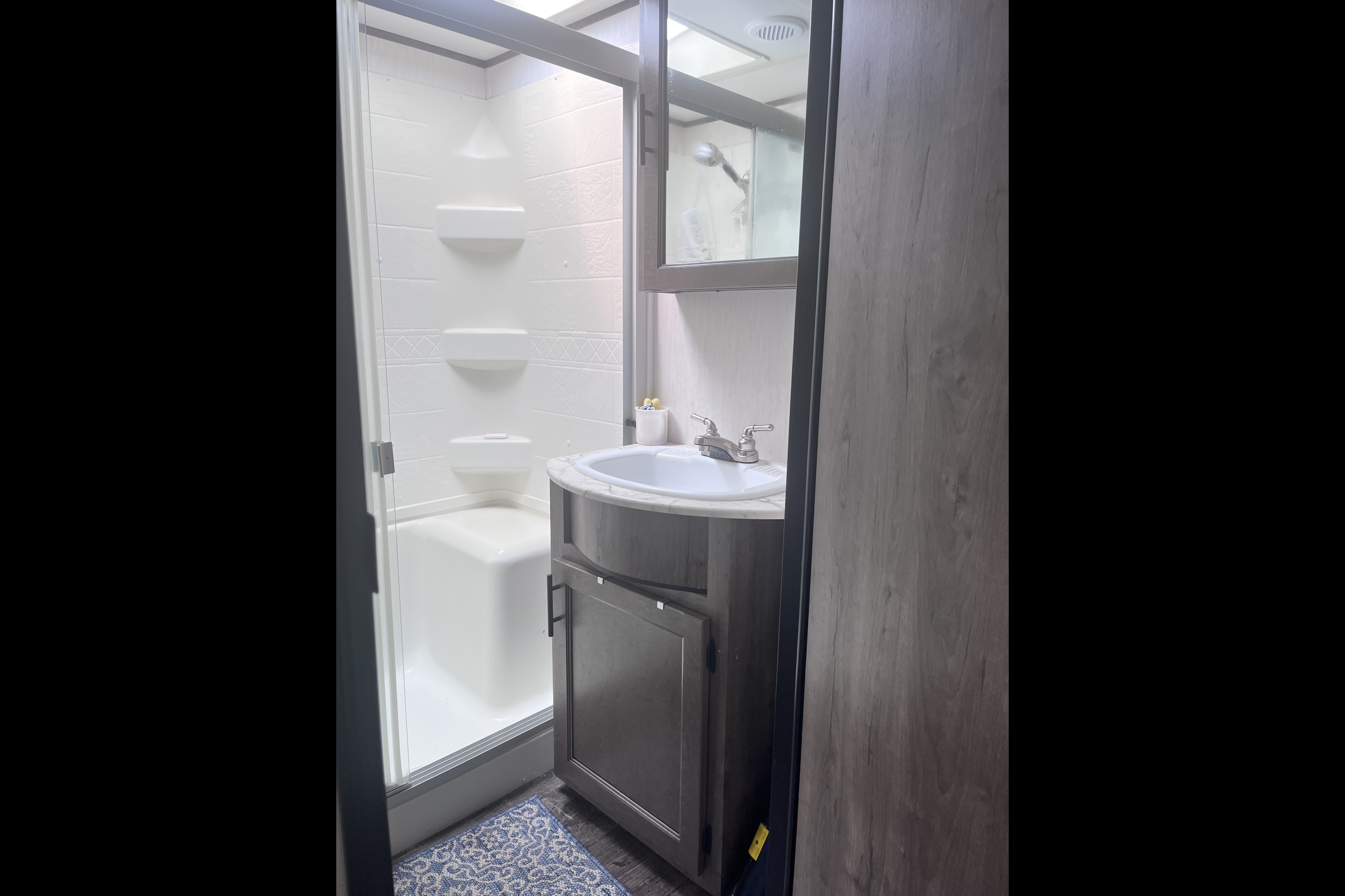 Johnson’s Forest River Saber 38DBQ 5th Wheel