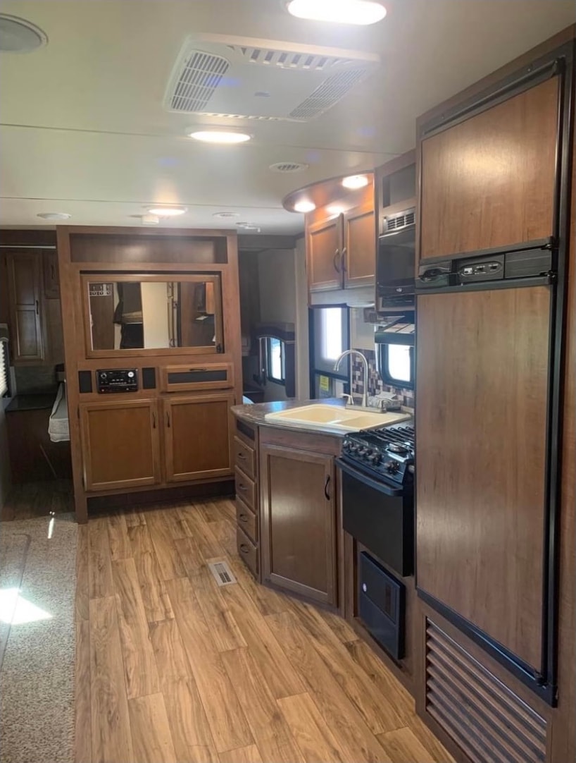 Breanna's Jayco 26bhs Travel Trailer