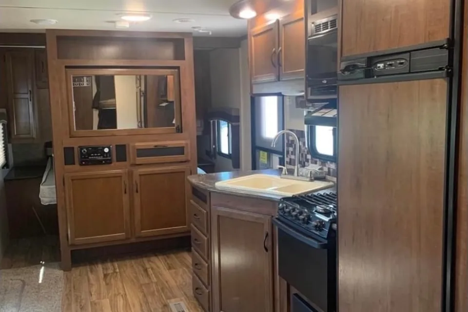 Breanna's Jayco 26bhs Travel Trailer