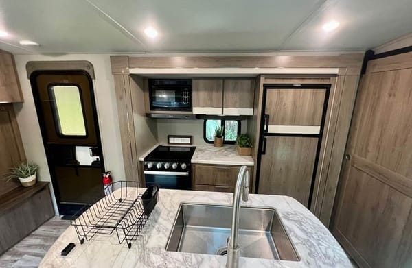 Trevor's Grand Design Imagine Travel Trailer