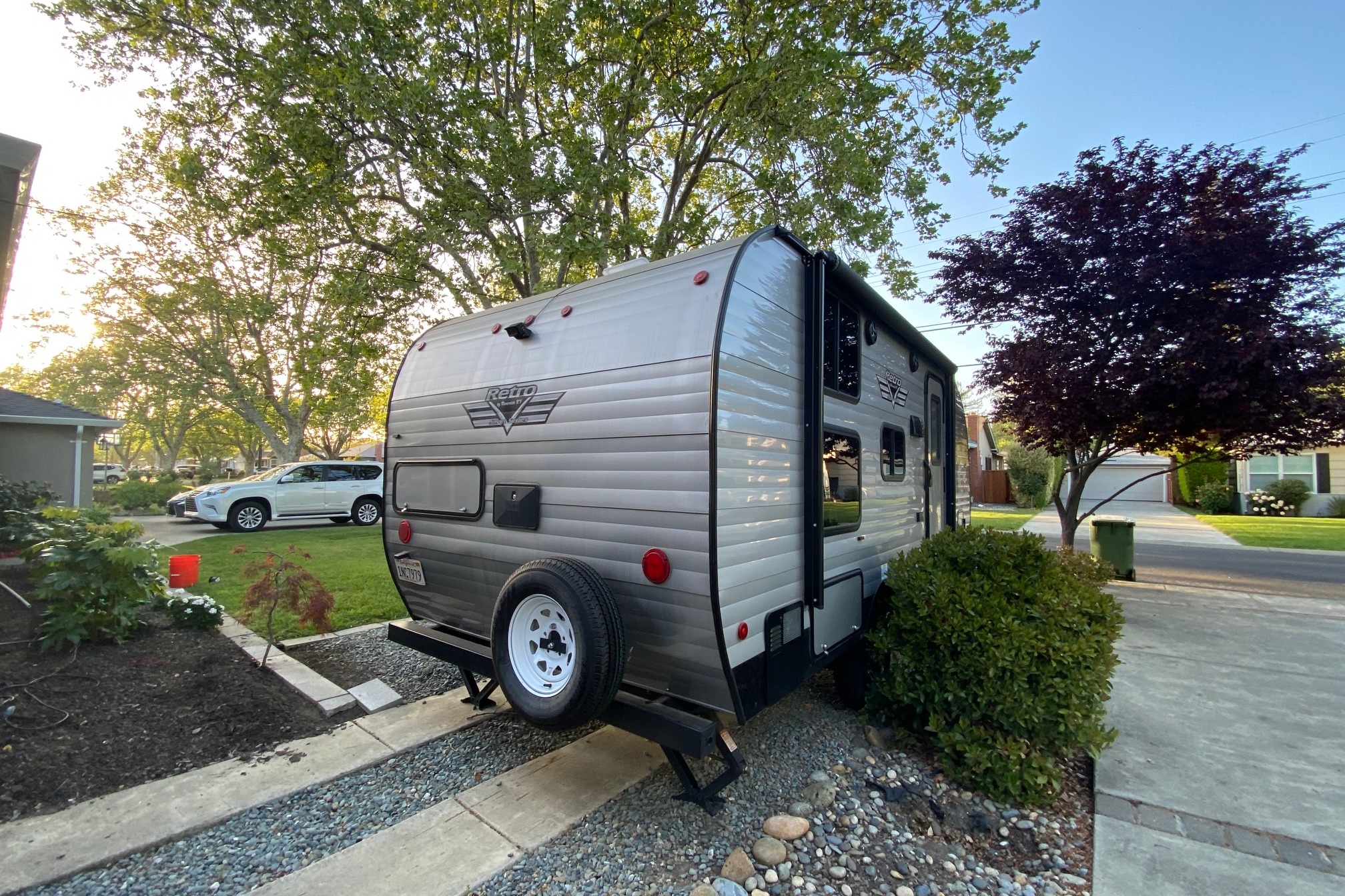 [64] Stress Free RVs - Modern Bunk (SUV Towable)