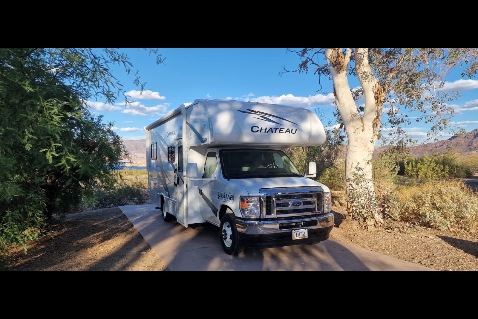 Brand new 2026 Thor Chateau 24ft. with free private shuttle -Luis