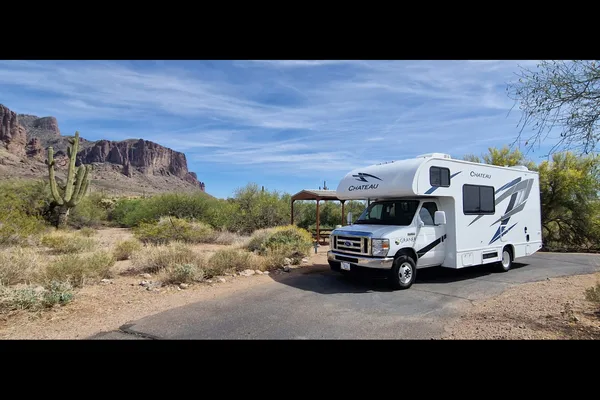 Brand new 2026 Thor Chateau 24ft. with free private shuttle -Luis