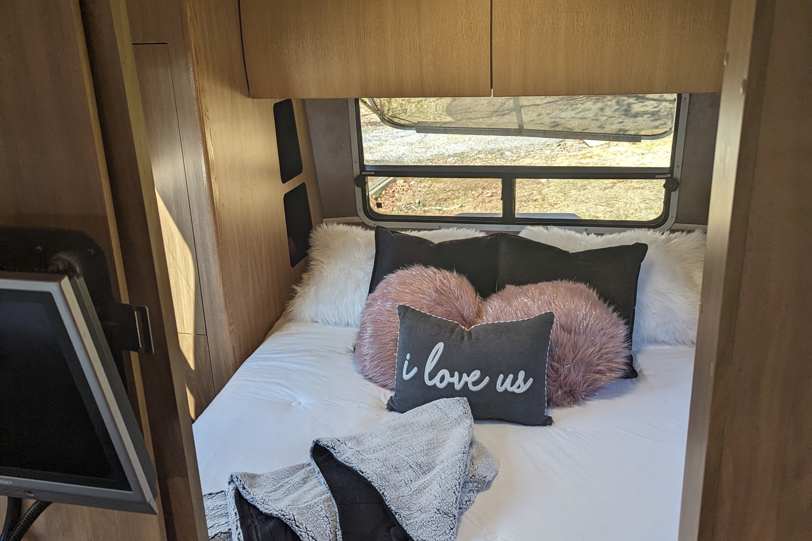 Airstream Bunkhouse