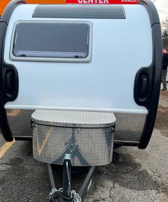 Ron & Joanne’s nuCamp Tab 320 Travel Trailer