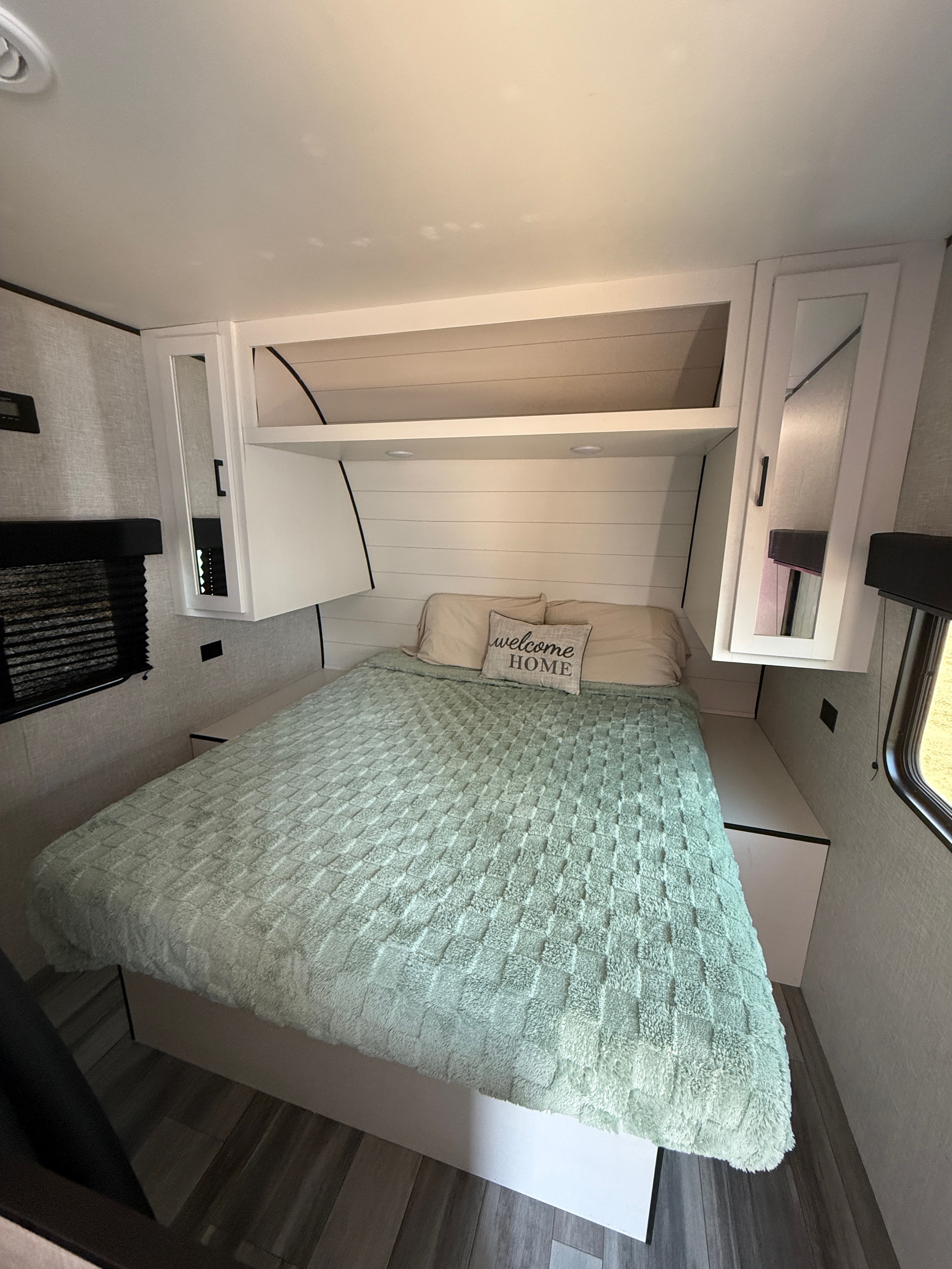 New Farmhouse Jayco Flight SLX Travel Trailer