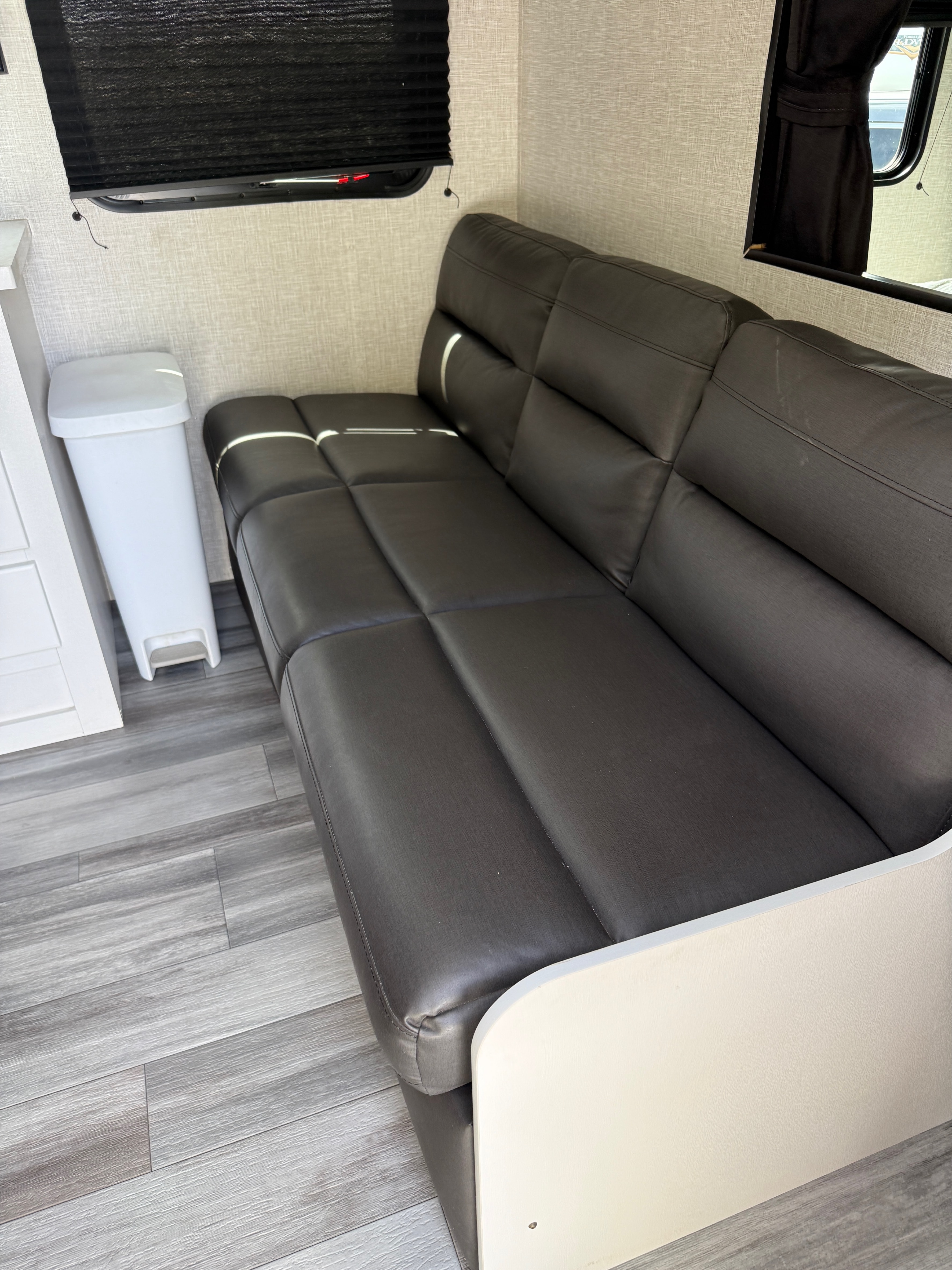New Farmhouse Jayco Flight SLX Travel Trailer