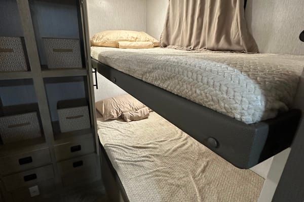 Ismael's Forest River Salem cruise lite Travel Trailer