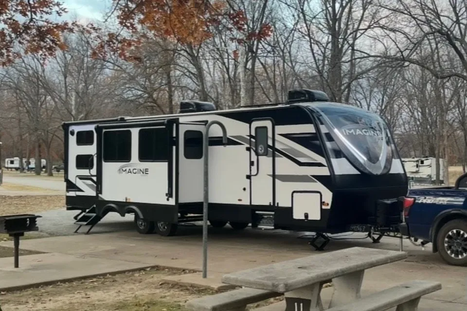 Grand Design Imagine 3210BH Sleeps 7!