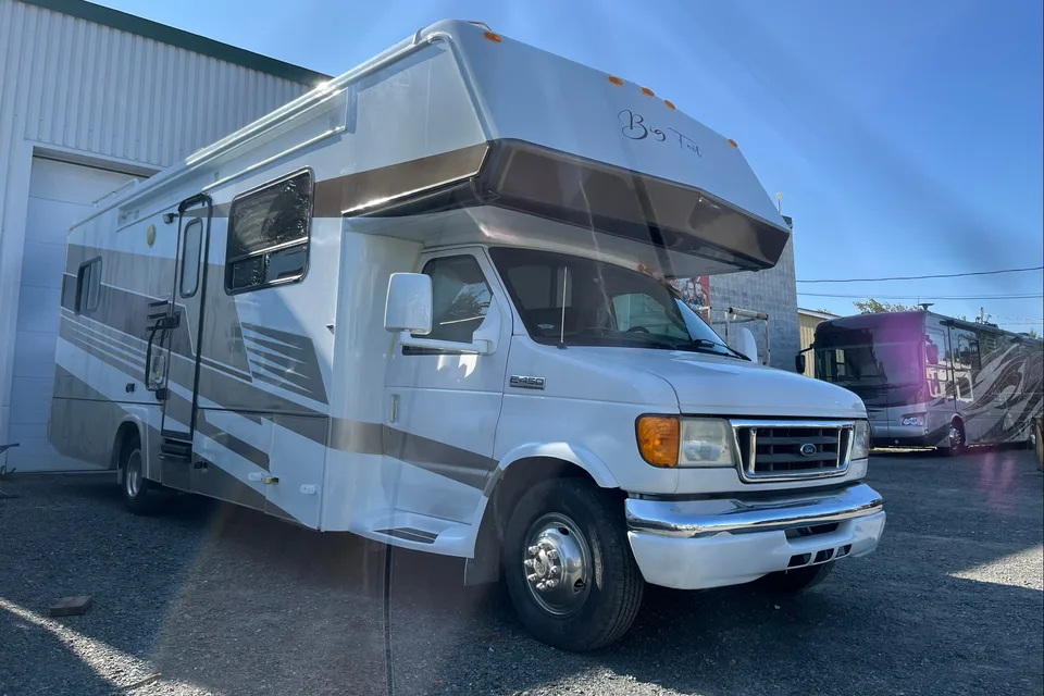 Bigfoot RV 30MH2 Classe C