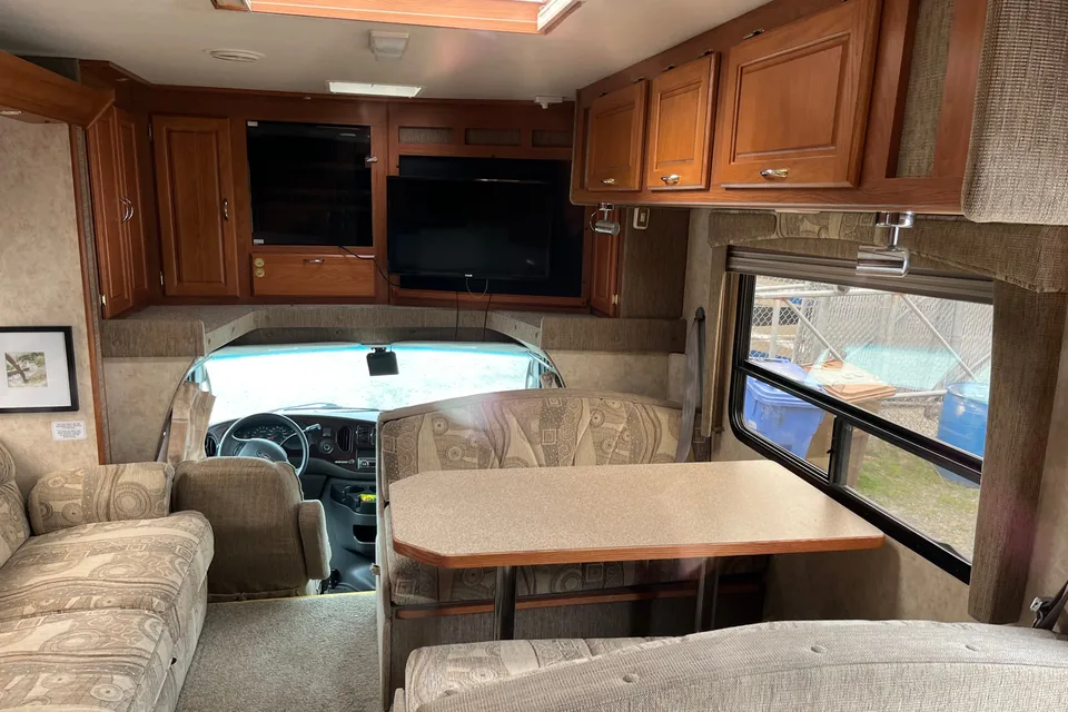 Bigfoot RV 30MH2 Classe C