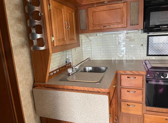 Bigfoot RV 30MH2 Classe C