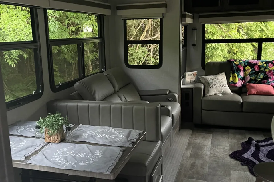Ashley's Forest River Rockwood Ultra Lite Fifth Wheel