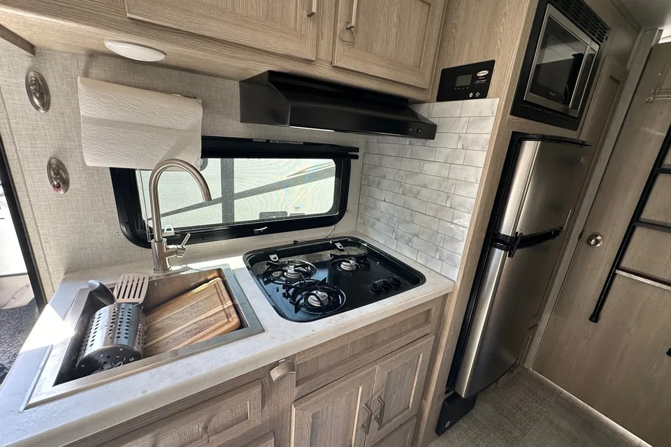 2021 Rockwood Geo Pro 20BHS Travel Trailer Sleeps 6!!