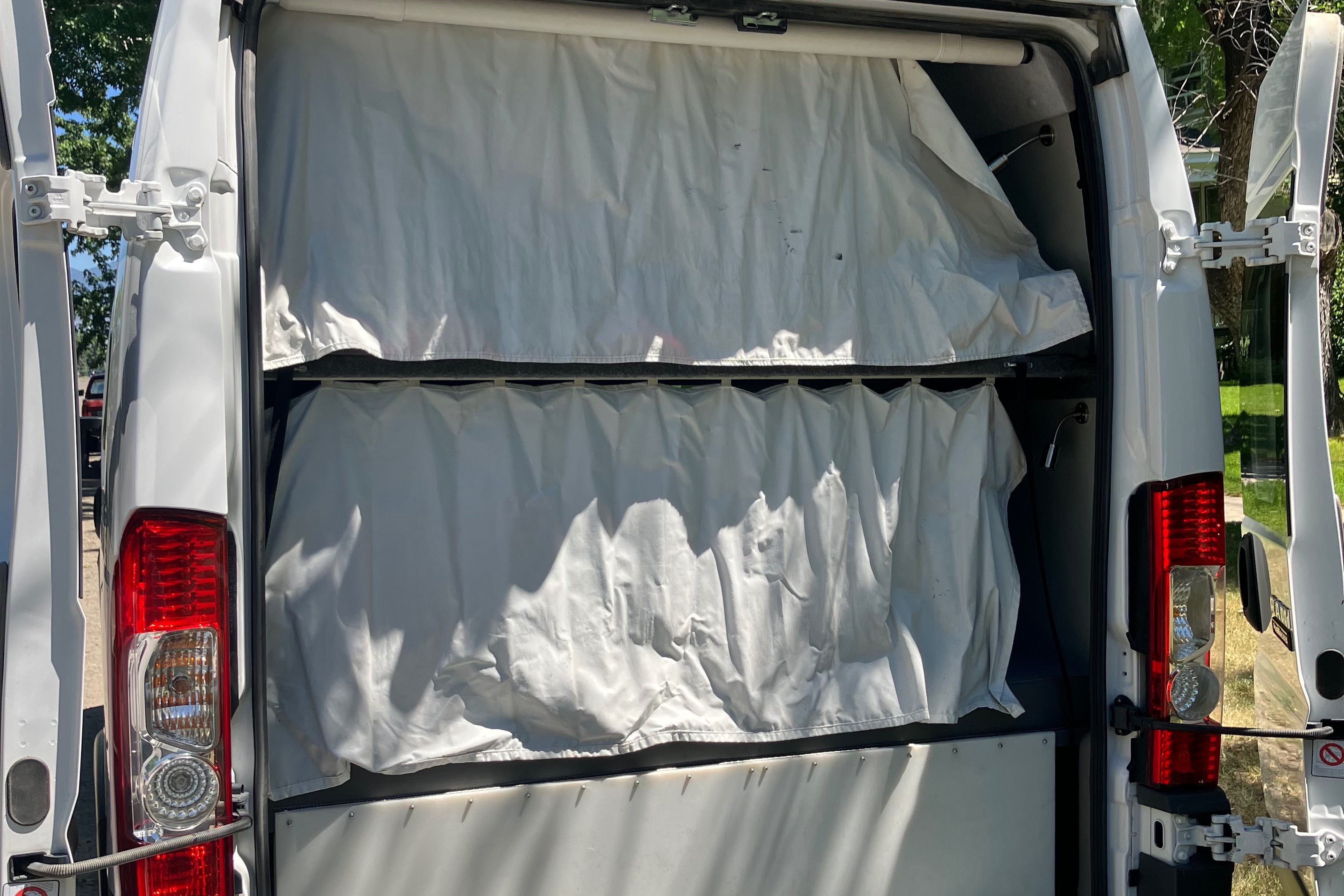 Campervan North America Sportsmobile Bunkhouse Campervan