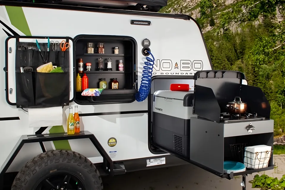Adventure Trailer NoBo 10.5