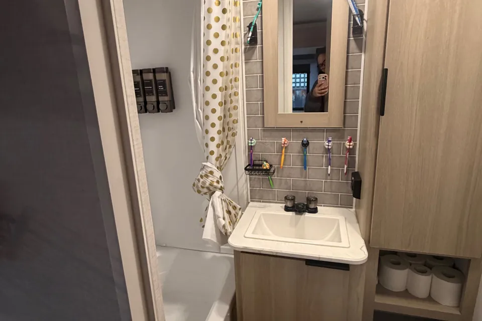 Olivia's Dutchmen Colorado 280BCH Travel Trailer