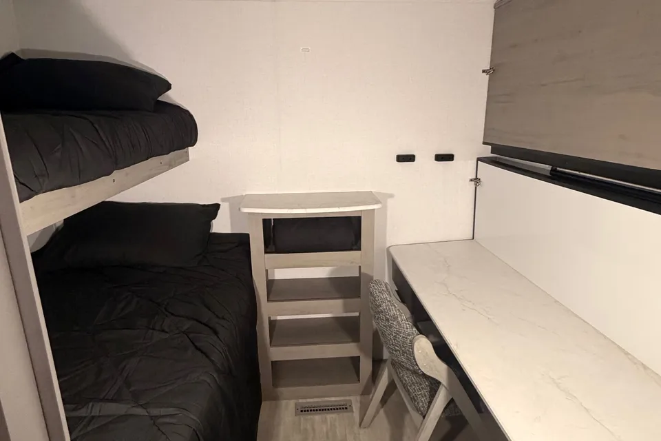 Olivia's Dutchmen Colorado 280BCH Travel Trailer
