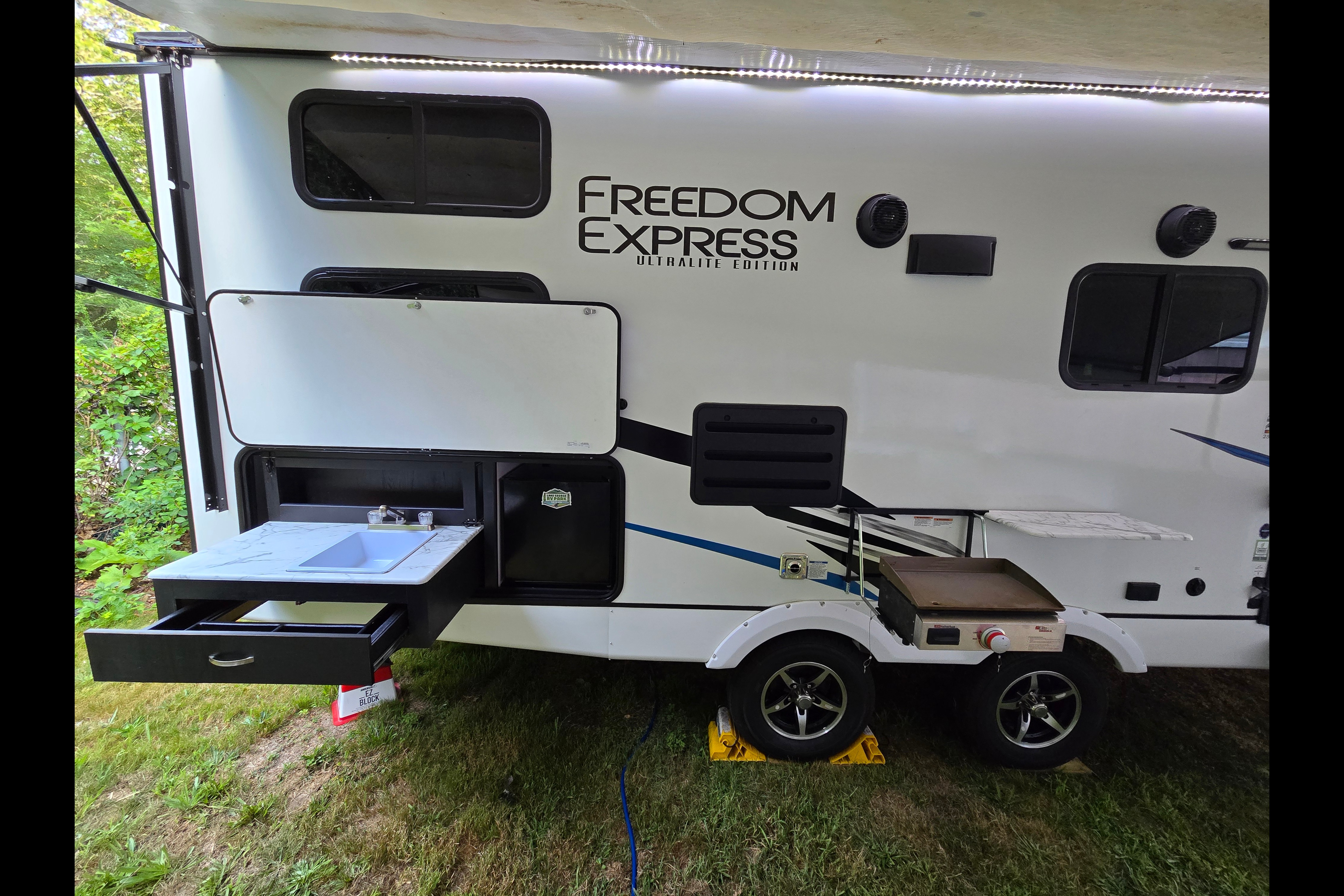 AR'S expressing freedom