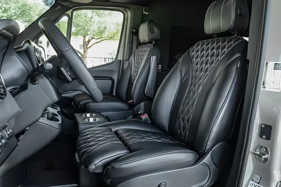 EXECUTIVE OFF ROAD SPRINTER
