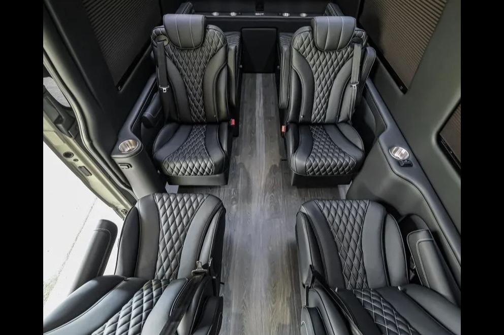 EXECUTIVE OFF ROAD SPRINTER