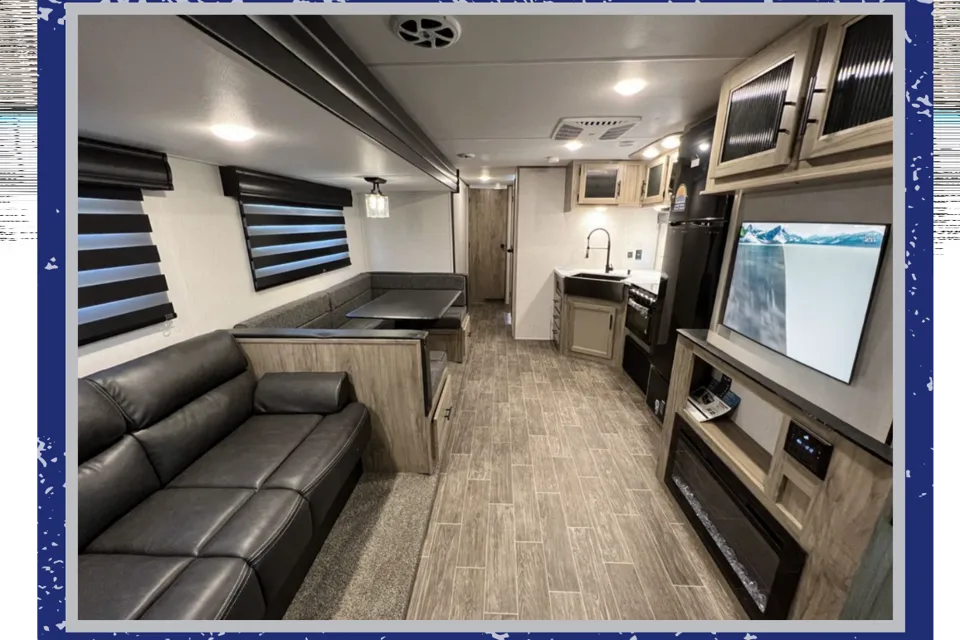 The Cozy Alpha Adventurer - Delivered & Set up for you!