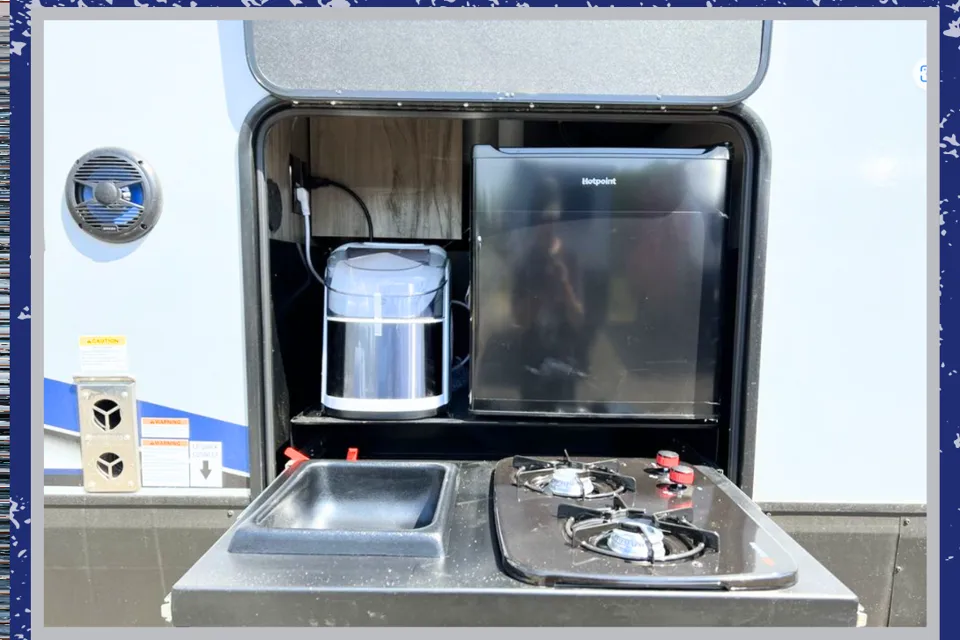 The Cozy Alpha Adventurer - Delivered & Set up for you!