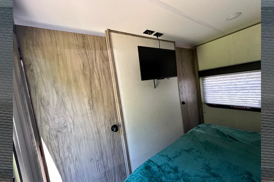 The Cozy Alpha Adventurer - Delivered & Set up for you!