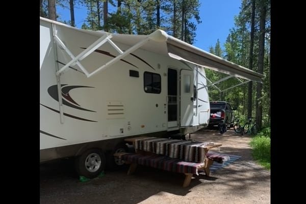 Family Friendly Dutchmen Travel Trailer