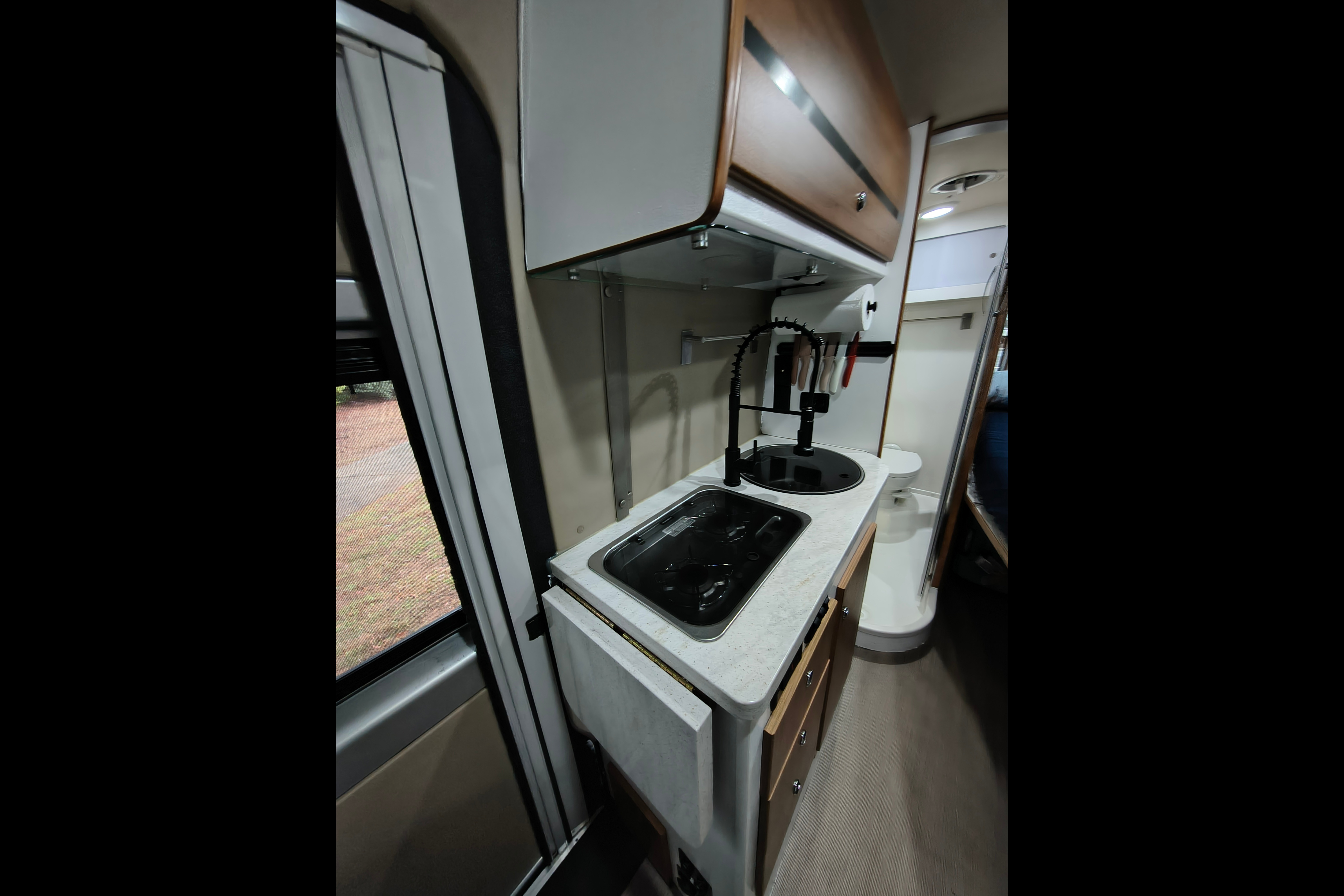 Gordon Elite Travel van