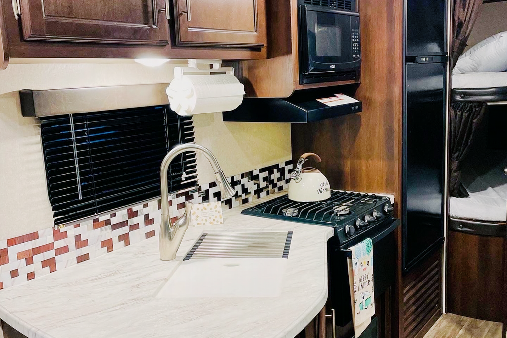 Island Roads RV