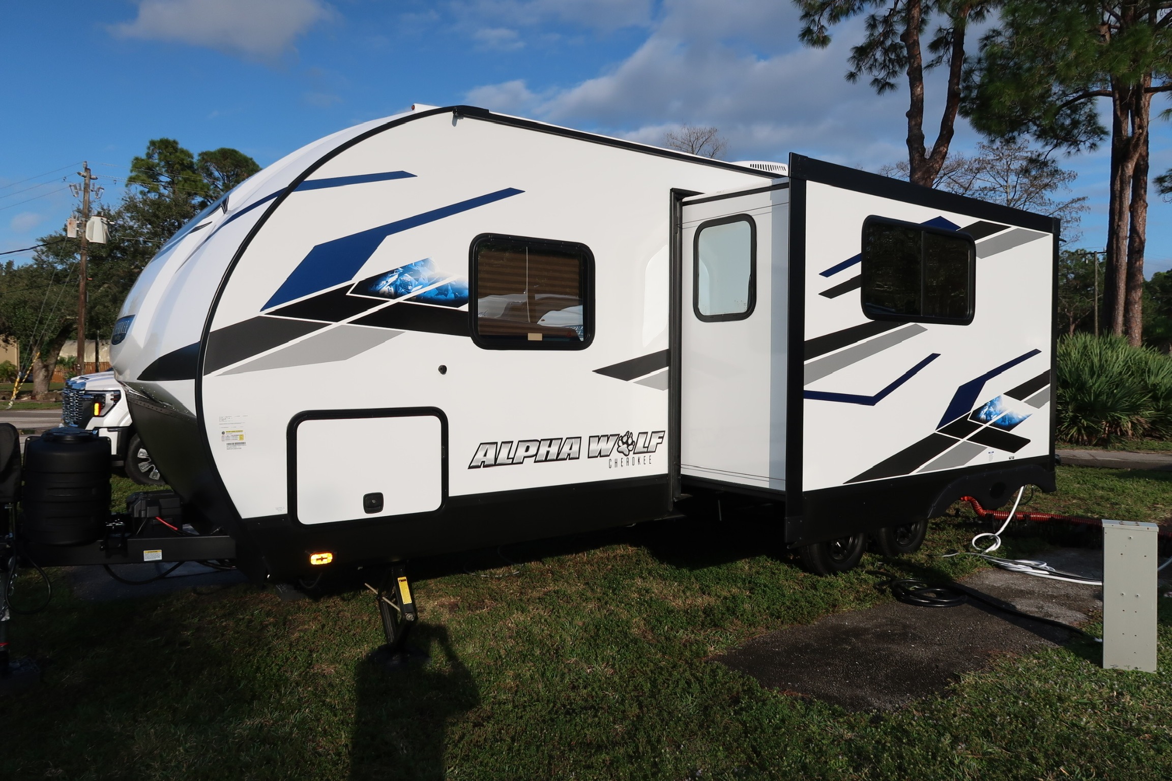 MEET WOLFY OUR 2024 SMART RV, ASK ABOUT OUR ADDONS