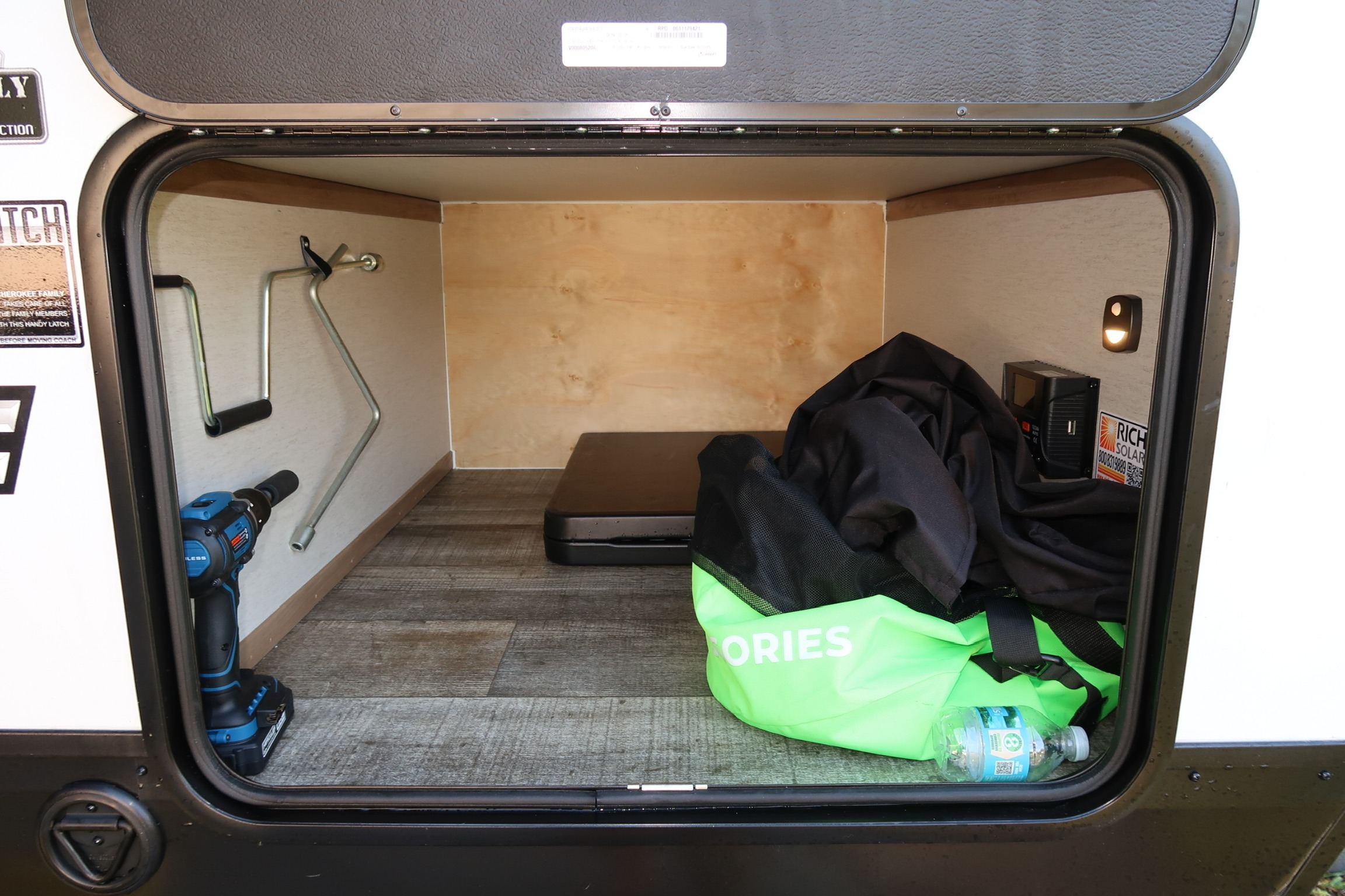 MEET WOLFY OUR 2024 SMART RV, ASK ABOUT OUR ADDONS