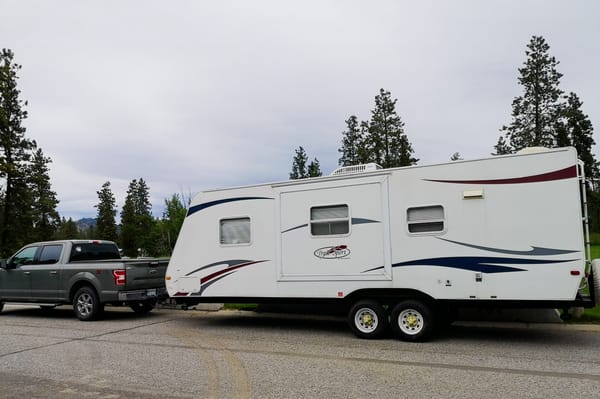 Larry's R-Vision 25S Lite Trailer