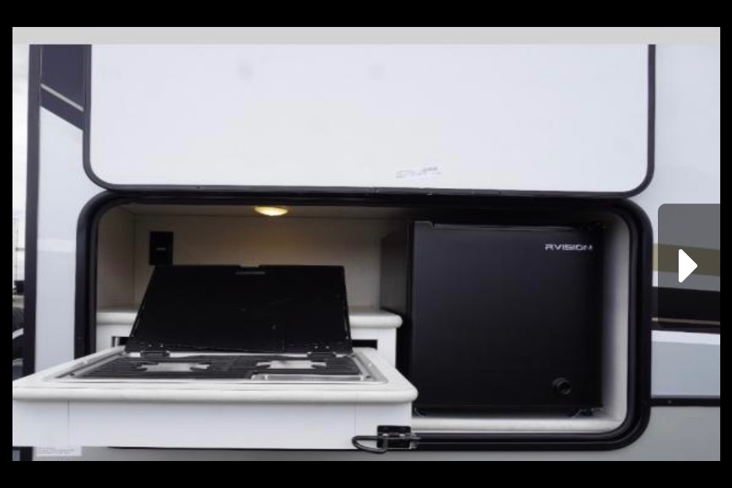 Prime Time Crusader Lite Fifth Wheel *NEW LISTING*