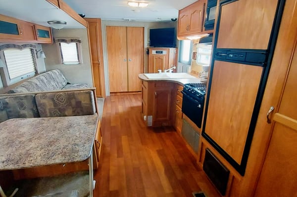 Gulf Stream Innsbruk Travel Trailer