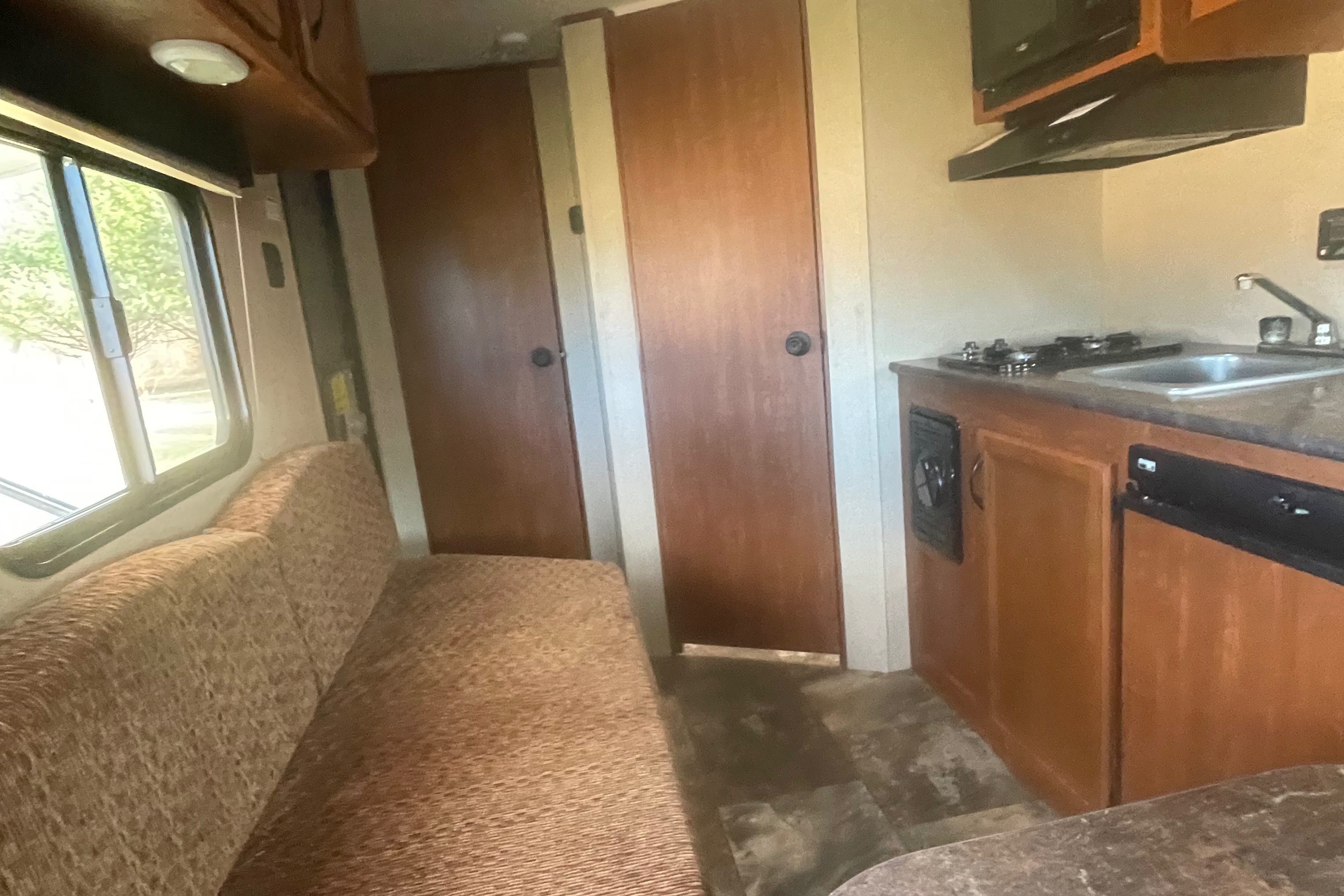  Jayco 14RB Travel Trailer  16' ( Free Quemahoming Dam delivery)  